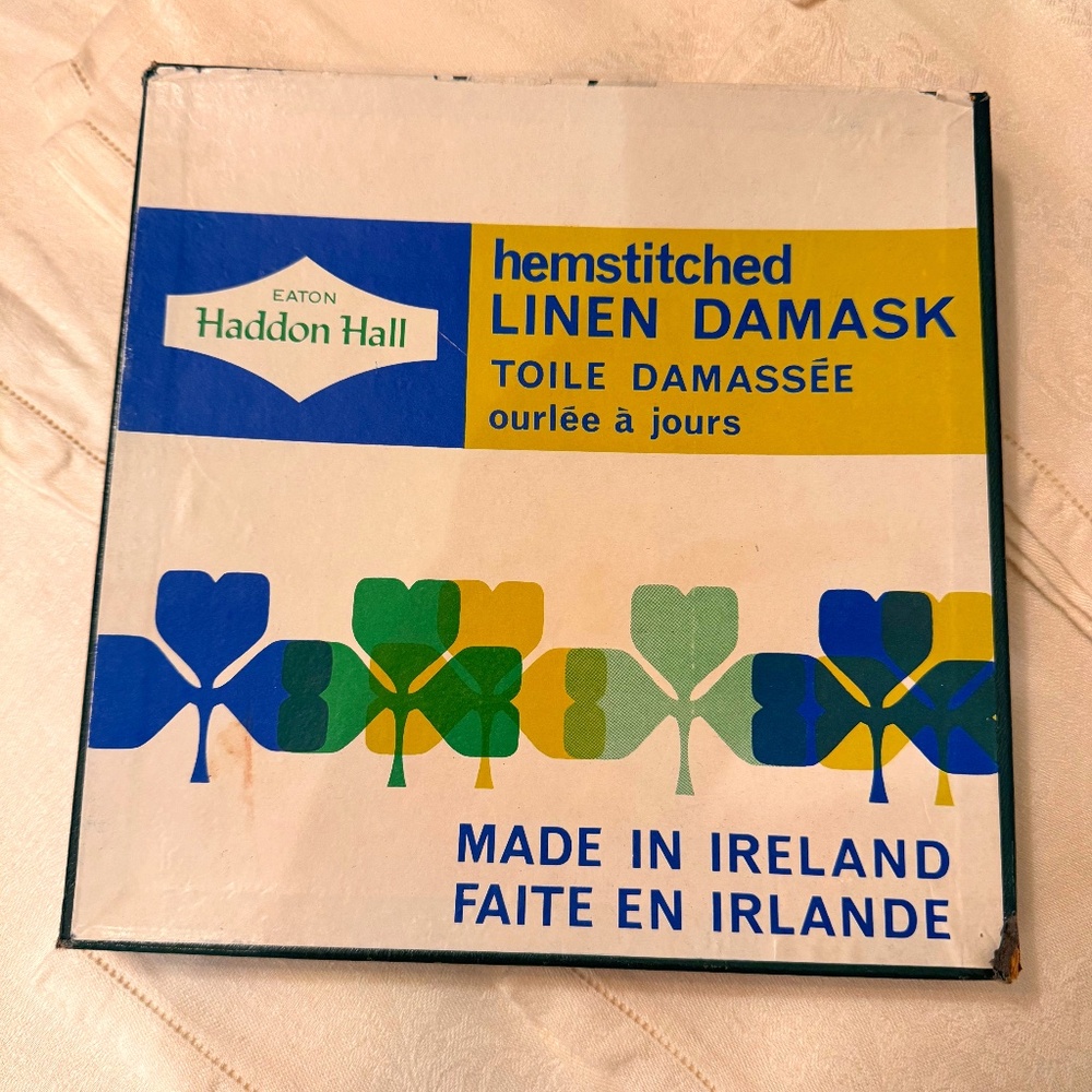 Vintage Eaton Haddon Hall Hem Stitched Linen Damask Napkins in original box